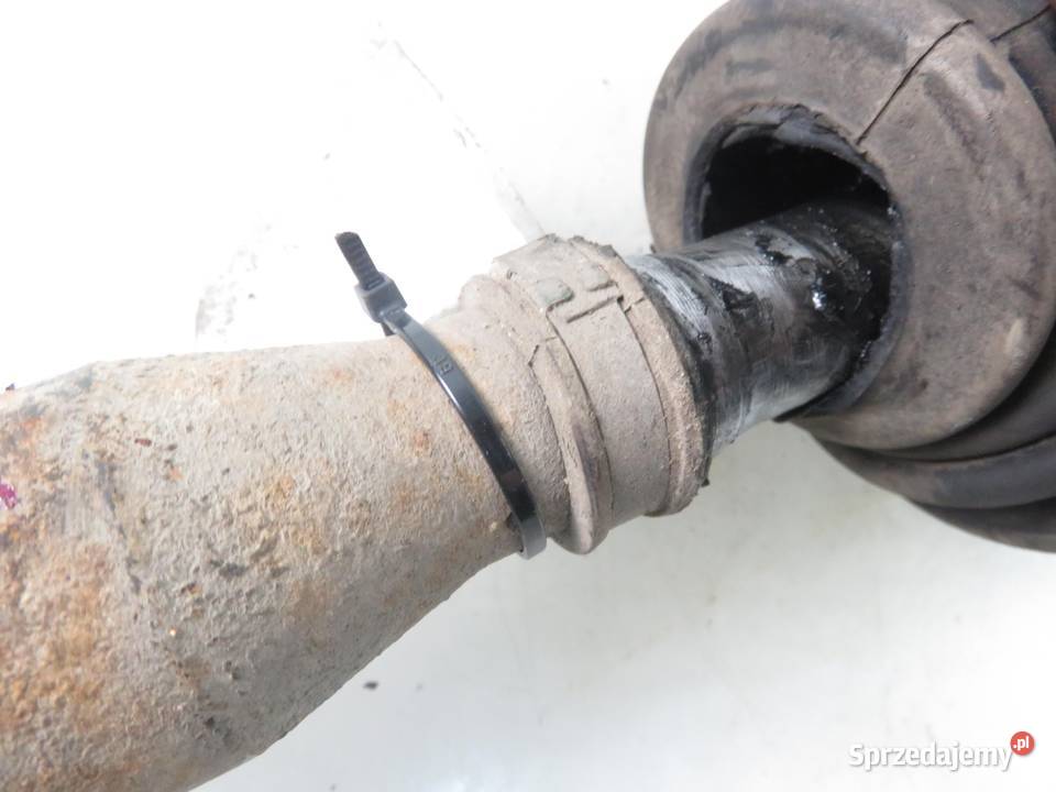 PÓŁOŚ PRAWA PRZEDNIA TOYOTA AURIS I E15 14 D4D małopolskie