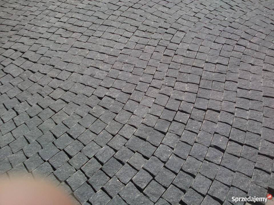 Kostka Granitowa Ciętołupana Rzędowa CZARNA Marki