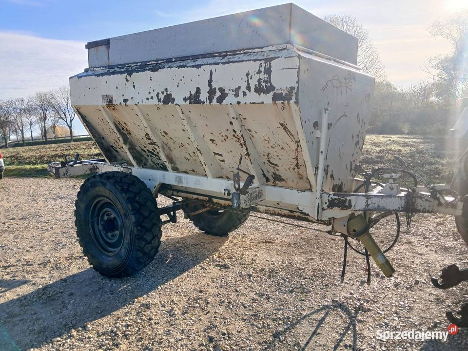 Wapniarka do nawozu z Niemiec Kverneland Nowy Korczyn