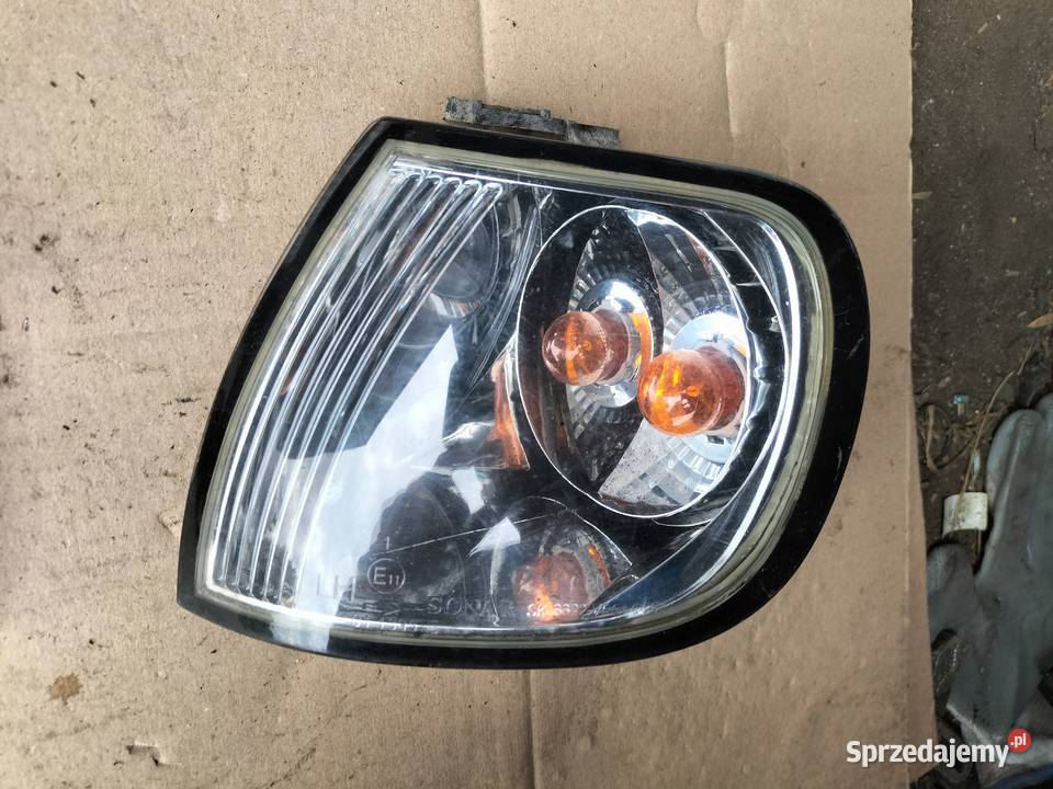 VW POLO 6N KIERUNKOWSKAZ PRAWY LEWY osobowe