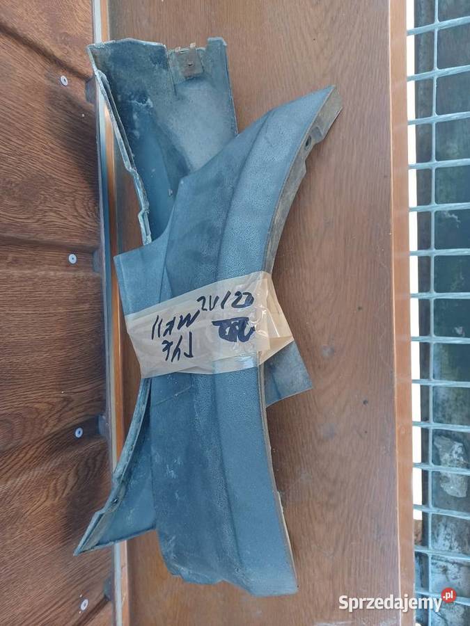 Pół sierpy tył golf 2 jetta 2 Listwy i nakładki Mielec