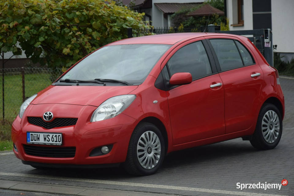 Toyota Yaris 13B 84 Klima Sprowadzony Opłacony możliwa zamiana Yaris Majdan Sieniawski