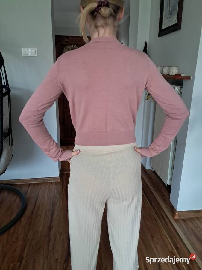 cienki używany sweterek Bershka rozmiar M stan świętokrzyskie Sandomierz