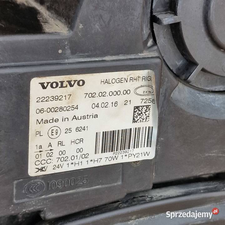 VOLVO FH4 REFLEKTOR LAMPA PRZÓD PRAWA ORYGINAŁ ciężarowe Lampy przednie Bieleń sprzedam