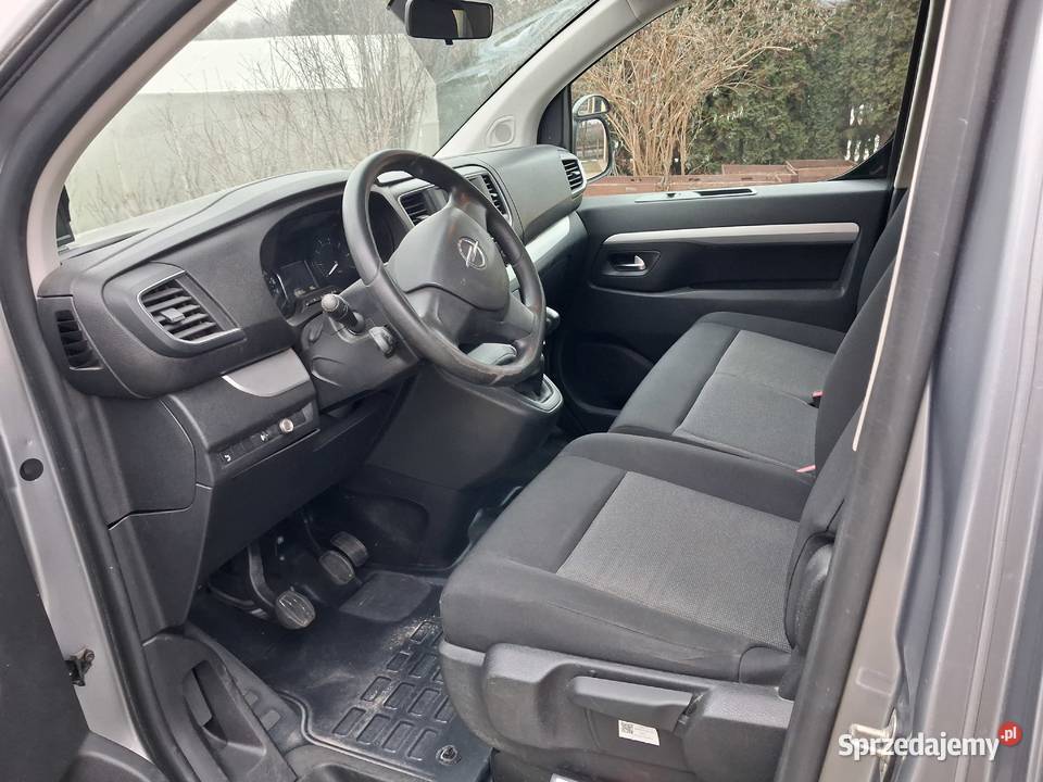 Opel Vivaro 6 osobowy silnik 20 wielkopolskie Przykona