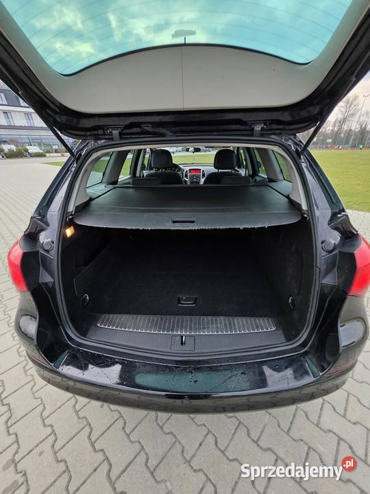 Opel Astra J 14 LPG 105KM Samochody osobowe Łańcut