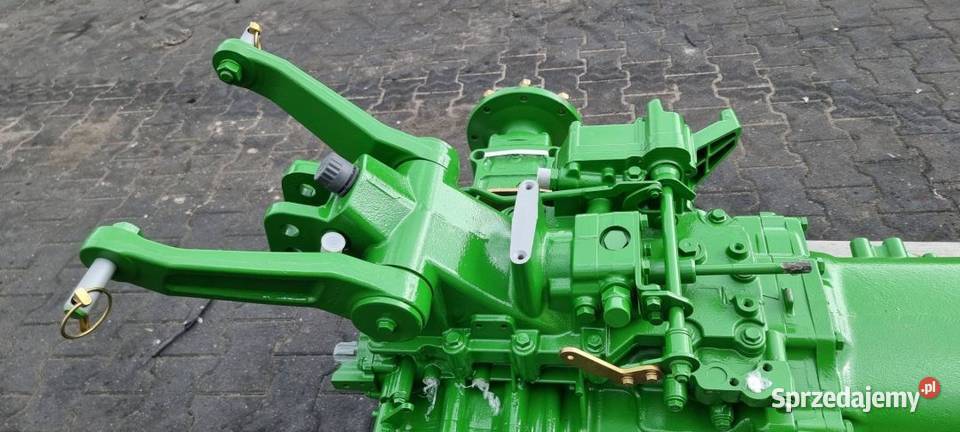 PODCIĄG TRAKTOR JOHN DEERE 3045R 3045 r 2017 osobowe Lipno