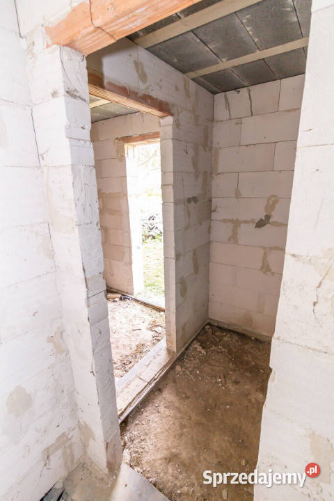 Dom 80m2 w trakcie remontu Jędrzejowice