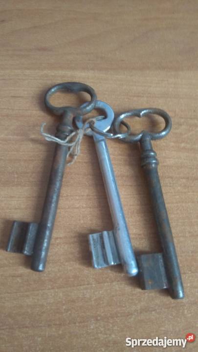zabytkowe klucze Chocznia