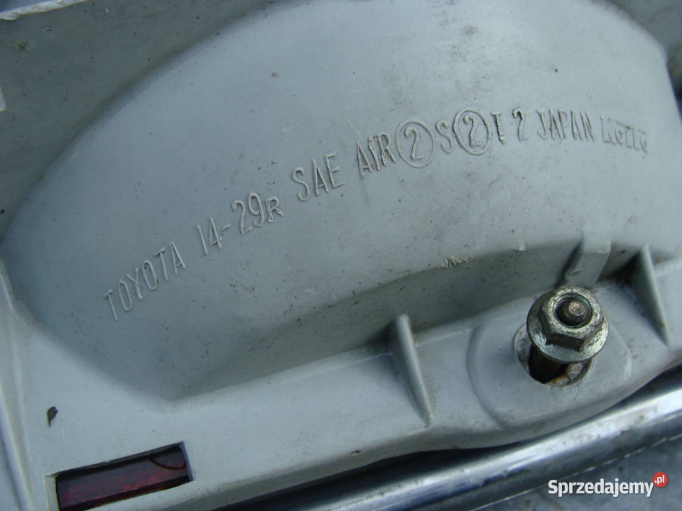 Toyota Celica 7377r lampa tylna prawa KOITO