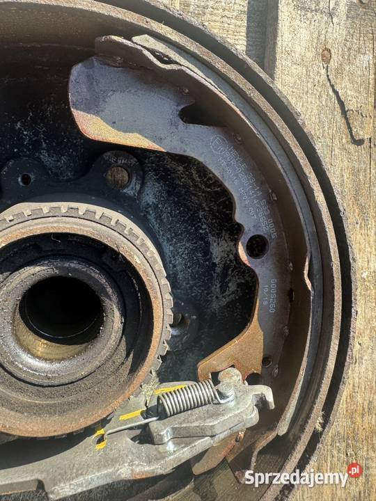 Hamulce tył tata Indica bębny szczęki stan Tomaszów Mazowiecki