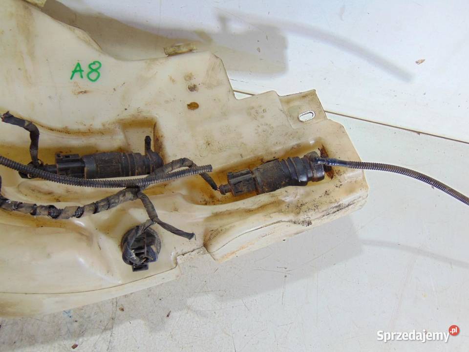 ZBIORNICZEK SPRYSKIWACZY AUDI A8 D3 4E0955453