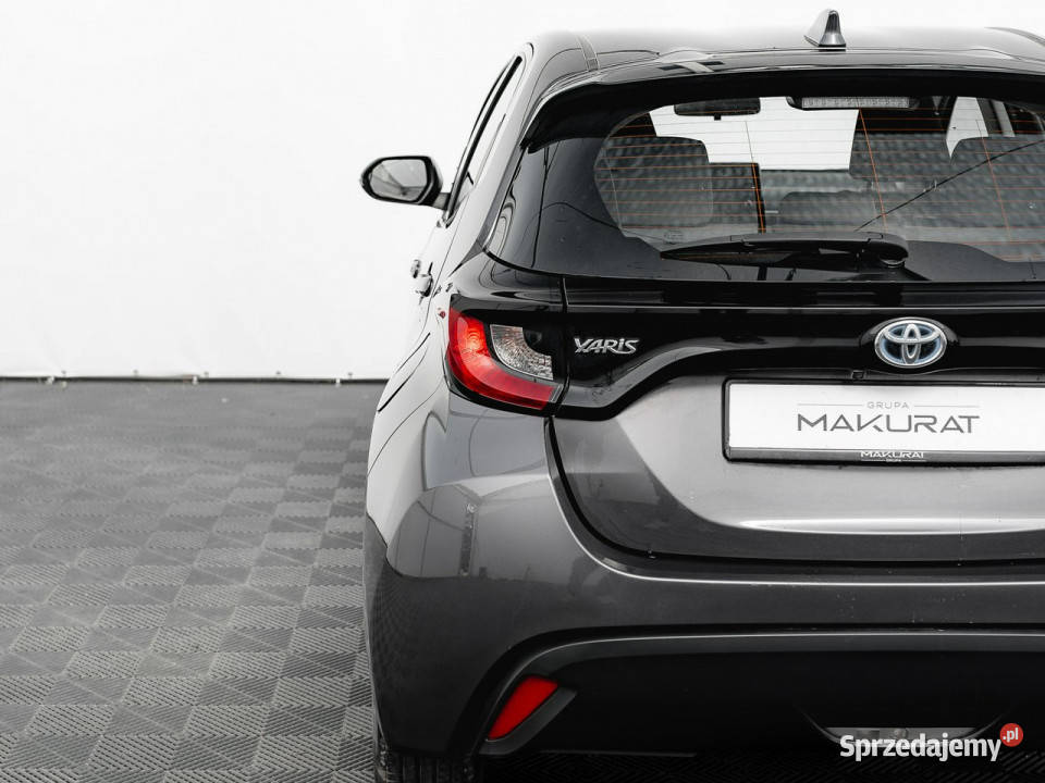 Toyota Yaris PY9112815 Comfort CVT Kcofania Lane światła przeciwmgielne Pępowo