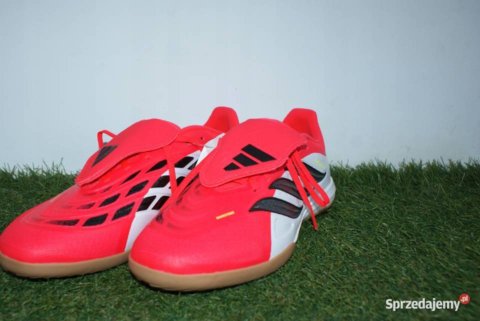 BUTY HALOWE PIŁKARSKIE ADIDAS PREDATOR LEAGUE FT Toruń