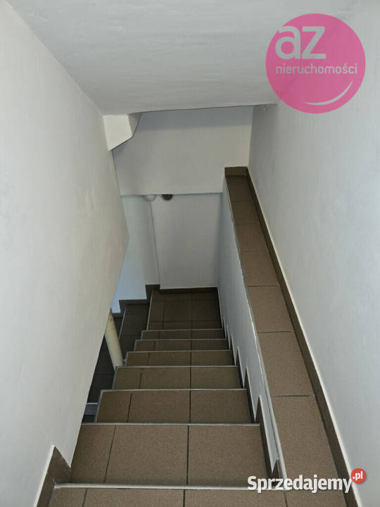 Dom wolnostojący z możliwością adaptacji 160m2 Lipinki