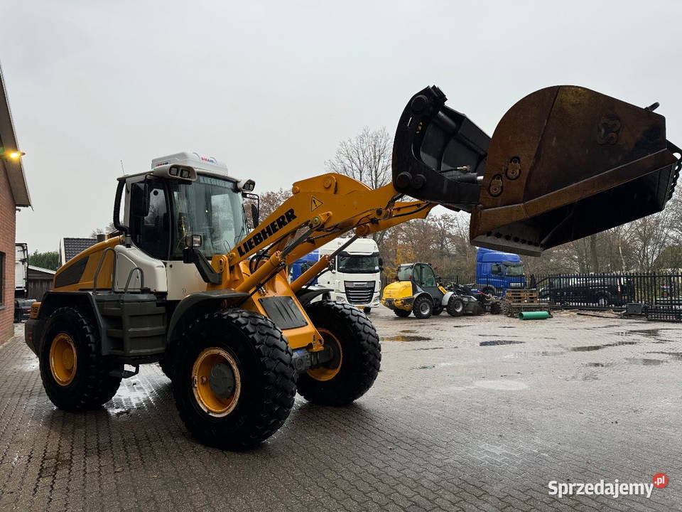 Liebherr 538 2plus1 ladowarka kolowa mazowieckie Warszawa