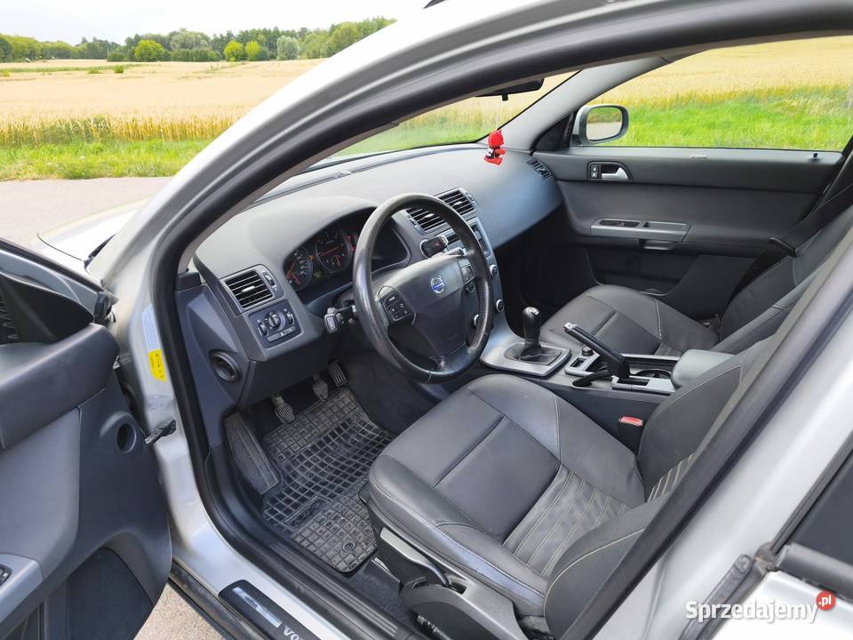 Volvo V50 POLIFT 16HDI 2007r gniazdo AUX Przemyśl