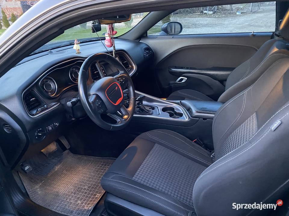 Dodge challenger 205000km