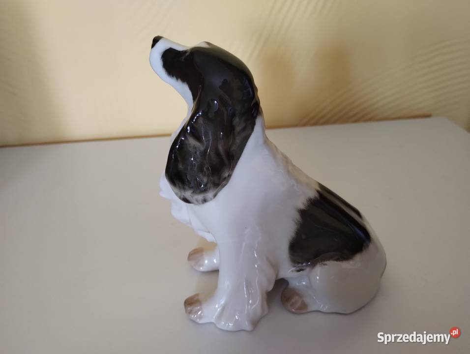 PRL figurka psa porcelana Łomonosow Łódź