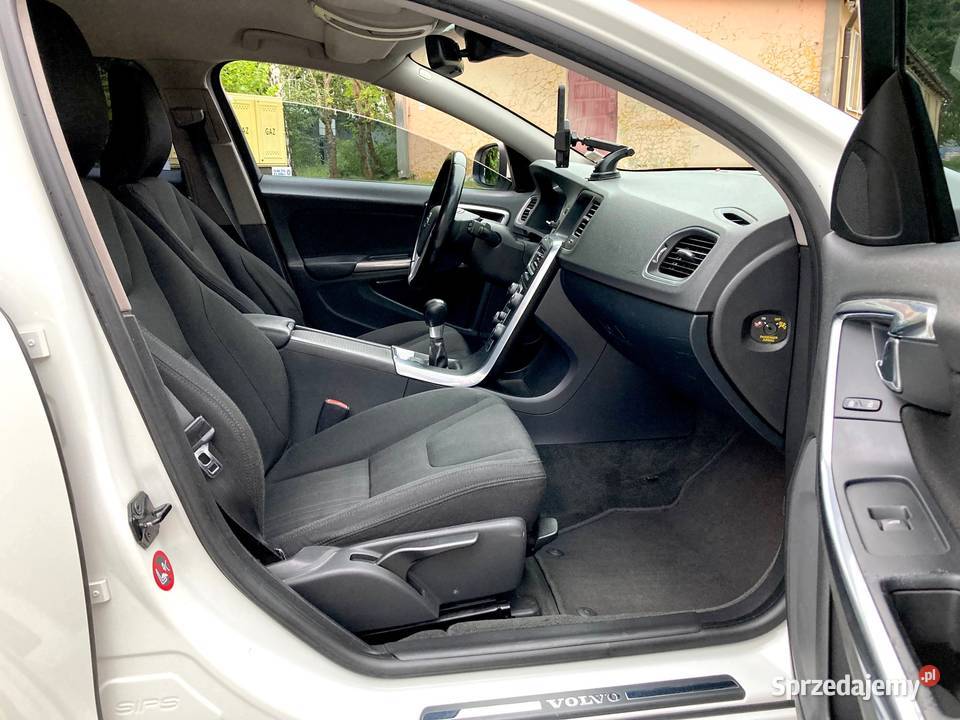 V60 Super Auto manualna Gdynia