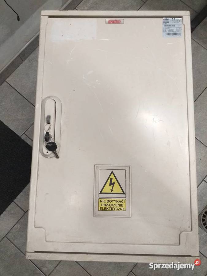 Skrzynka elektryczna rozdzielnia budowlana Raków