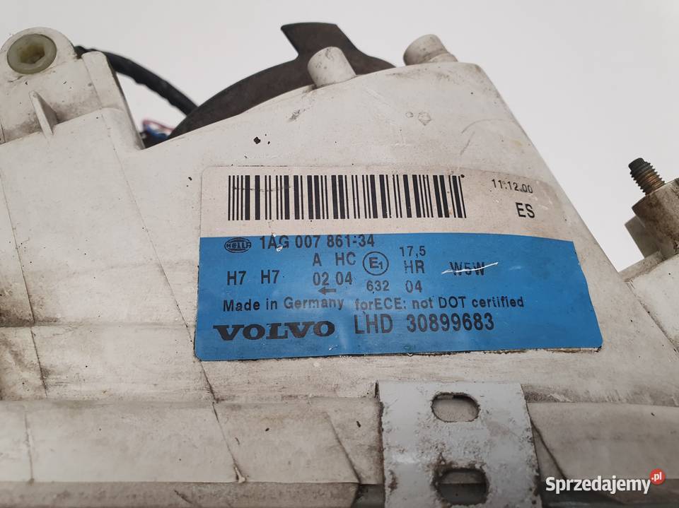 LAMPA Volvo S40 I V40 I lift PRAWY PRZÓD prawa Rudka