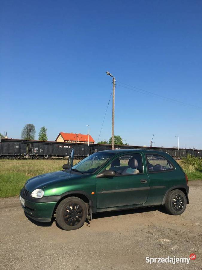 Opel Corsa B Hatchback 10 12V 54 nieuszkodzony Dzierżoniów