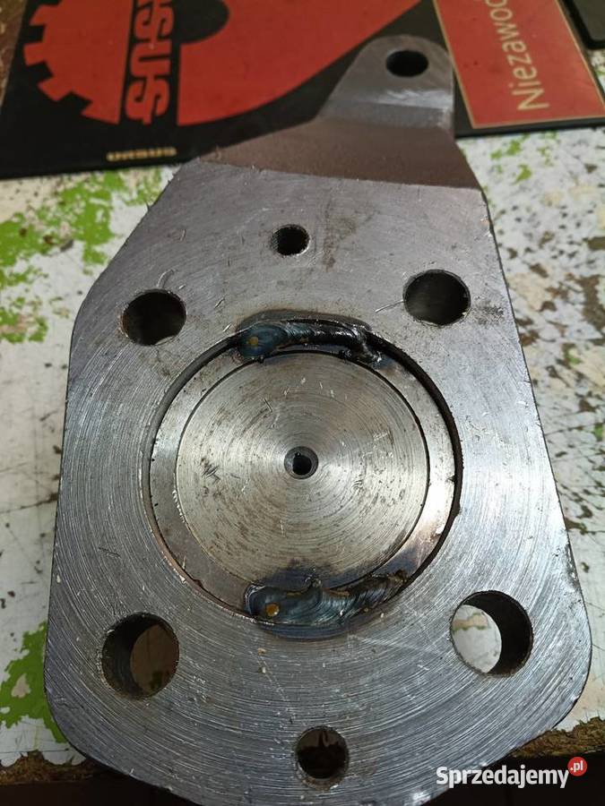 Dźwignia dolna lewa C385 Płock