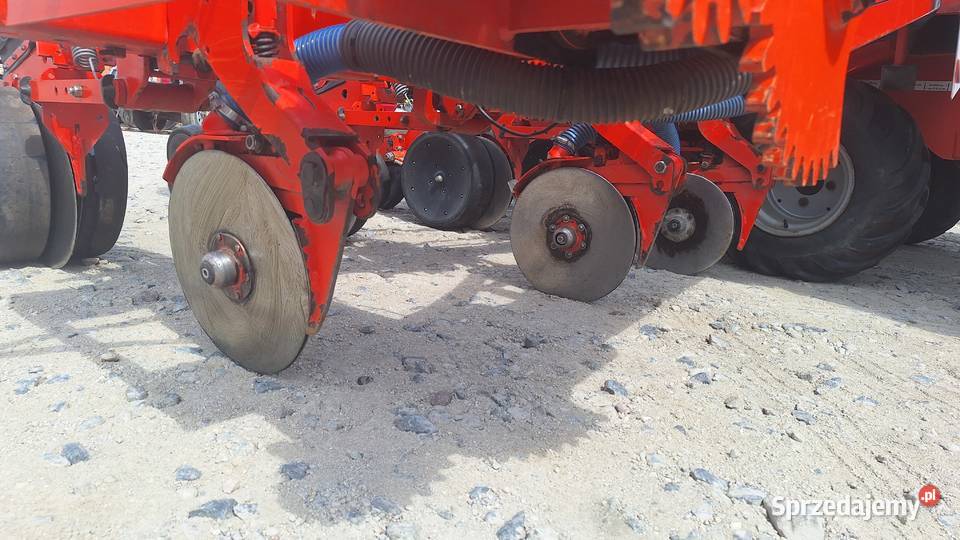 Siewnik do kukurydzy KUHN Maxima 2 RT Siewniki i sadzarki wielkopolskie Baszków
