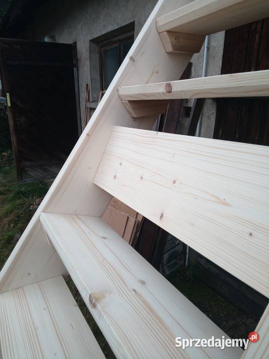 Drewniane sosnowe schody wysyłka Szklarska Poręba