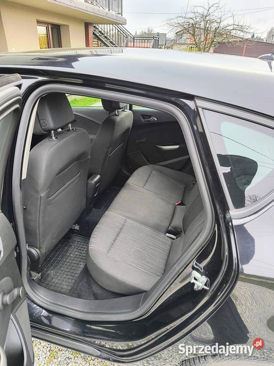 Opel Astra J 2011 ABS Pierściec