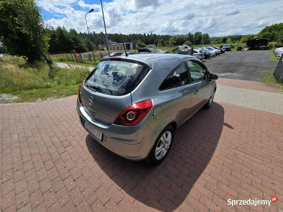 Opel Corsa Opel Corsa 12 benzynka z klimatyzacja manualna Corsa Cielcza