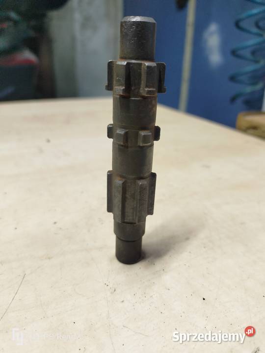 Wałek pośredni WSK WFM 125 Łubno