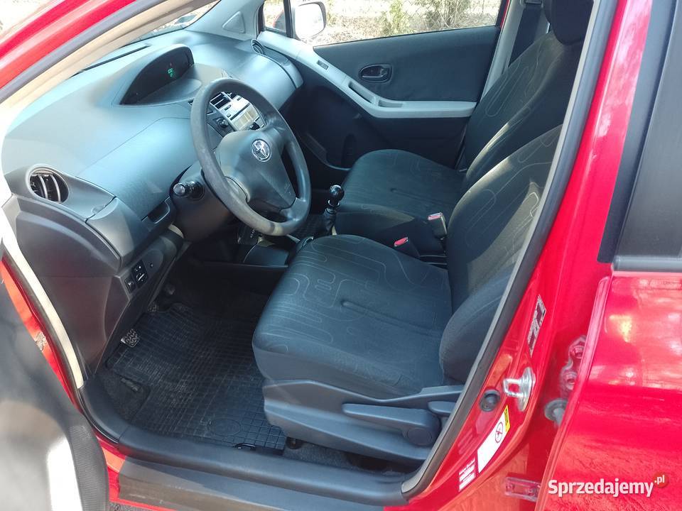 ładna Toyota Yaris II FL 100KM Yaris łódzkie