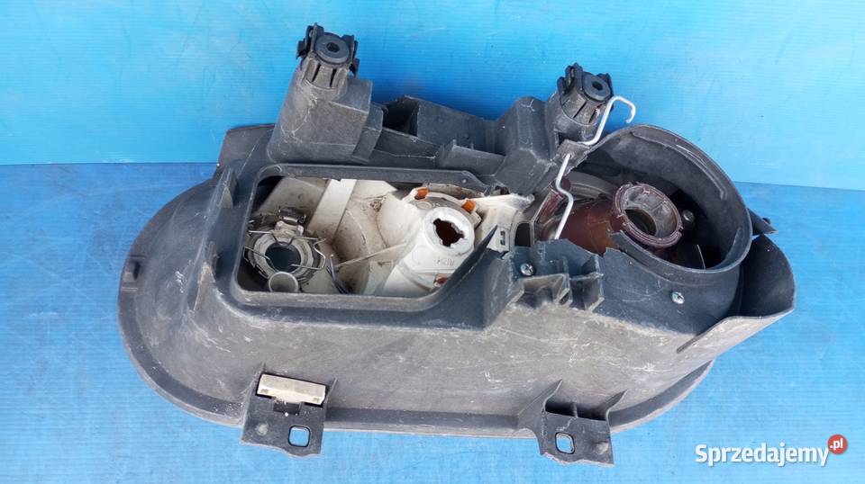 LAMPA PRAWY PRZÓD REFLEKTOR XENON EU 1J1941016P Lampy przednie wielkopolskie sprzedam