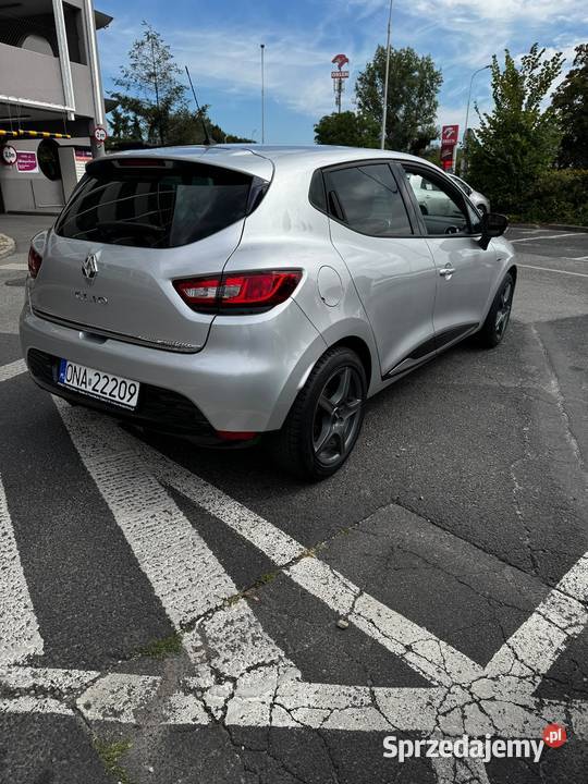 Renault Clio 12 Benzyna 2016 Limited 115 000 światła do jazdy dziennej Wrocław