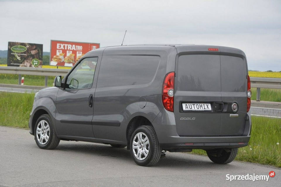 Fiat Doblo 16 MJ nawigacja bezwypadkowy stan Fiat Sędziszów Małopolski
