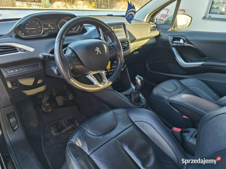 Peugeot 208 I 20122019 uszkodzony