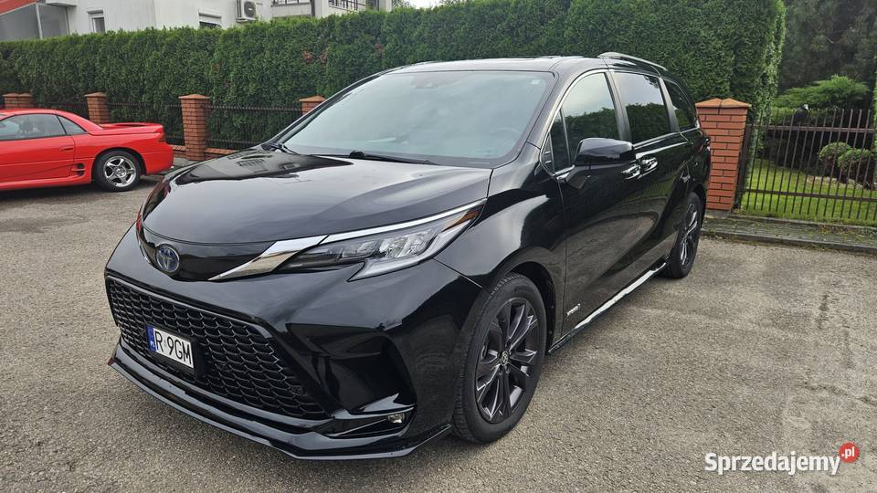 Toyota Sienna Toyota Sienna XSE BLACK 20 hybryda Mielec
