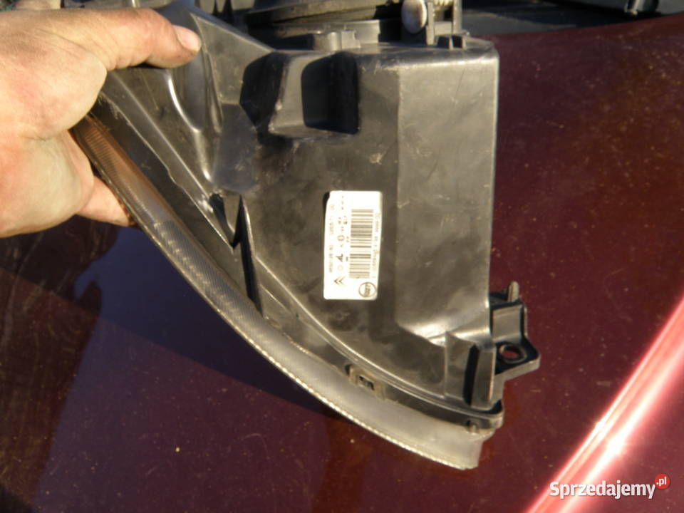 Lampa przednia prawa Citroen C2 małopolskie Kraków sprzedam
