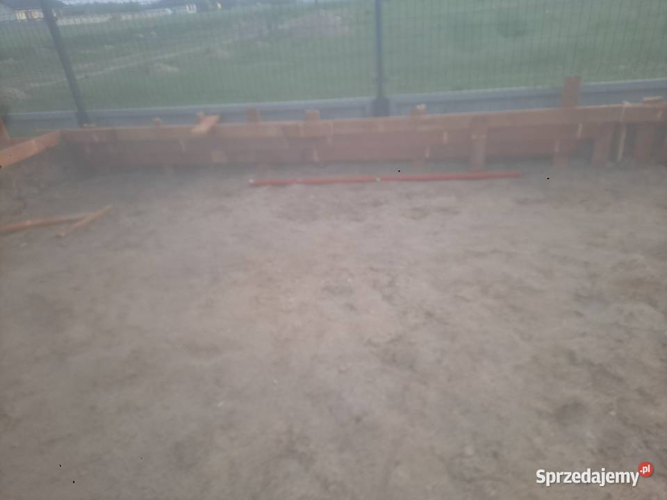PŁYTY POD GARAŻ BLASZANY METALOWY SZYBKO I Kompleksowe usługi budowlane Usługi