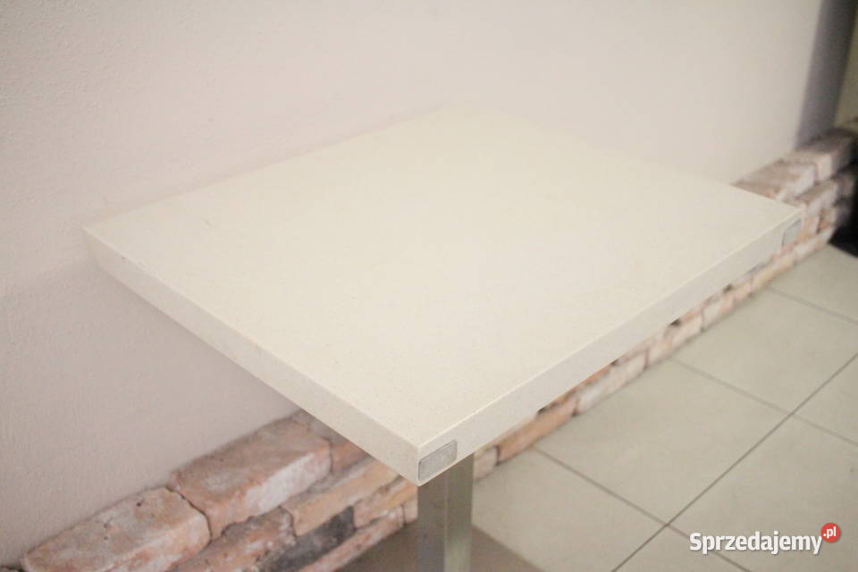 Stoliki do lokalu pubu restauracji 70x60 Pszczyna sprzedam