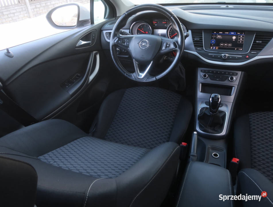 Opel Astra 15 CDTI Hatchback Łódź sprzedam