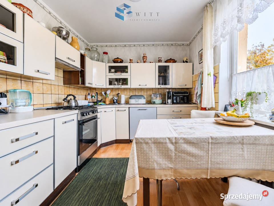 Dom wolnostojący Ostróda Mrongowiusza 173m2 Rok budowy 1976