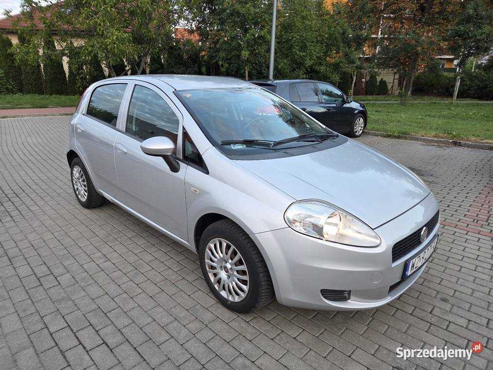 Fiat Grande Punto 14 benzyna 2011r Grande Punto
