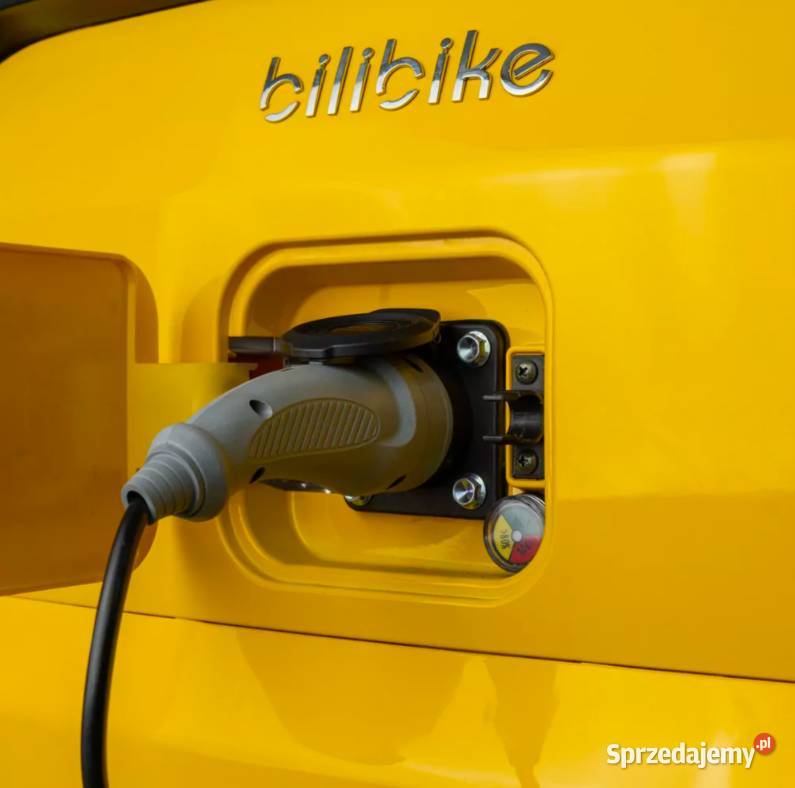 Skuter bez prawa jazdy zabudowany z dachem MICRO Bili Bike sprzedam
