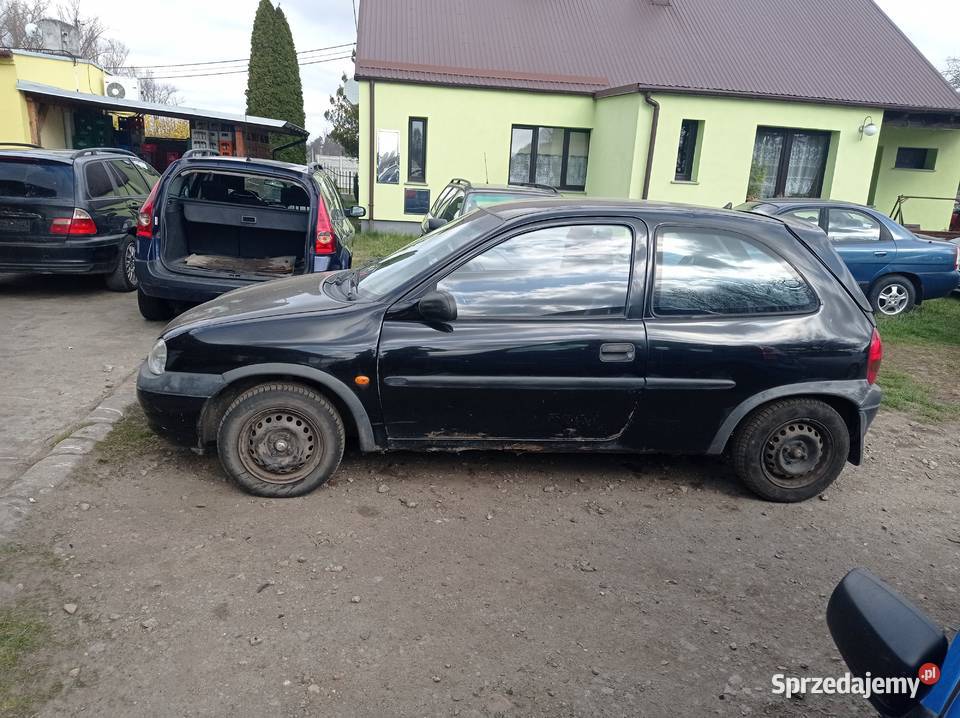 Opel Corsa 15 D 49 kW 2000 r dawca części Szklarka Myślniewska sprzedam