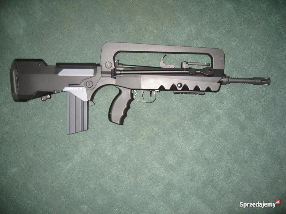 Famas f1 Cybergun kujawsko-pomorskie