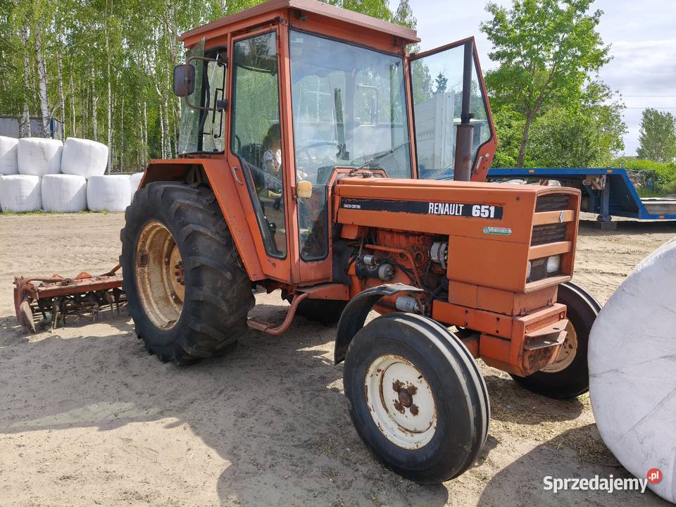 Ciągnik rolniczy renault 651 wspomaganie Ostrołęka