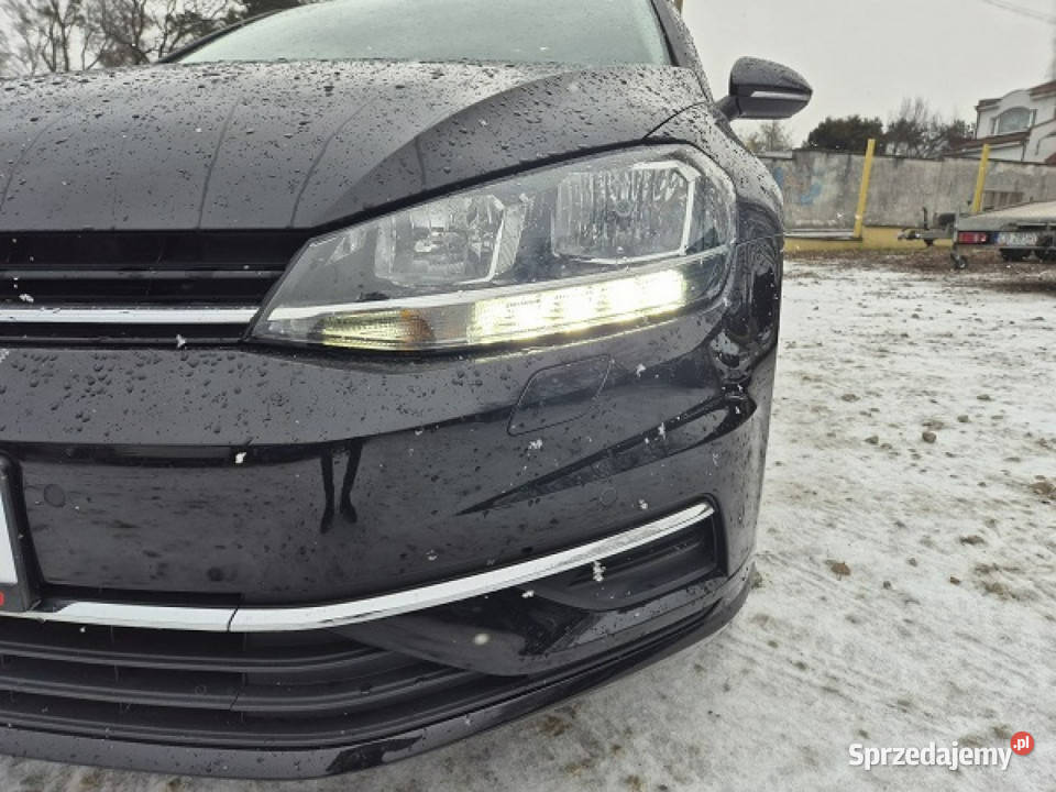 Volkswagen Golf Bogata wersja IQ Drive 15Tsi